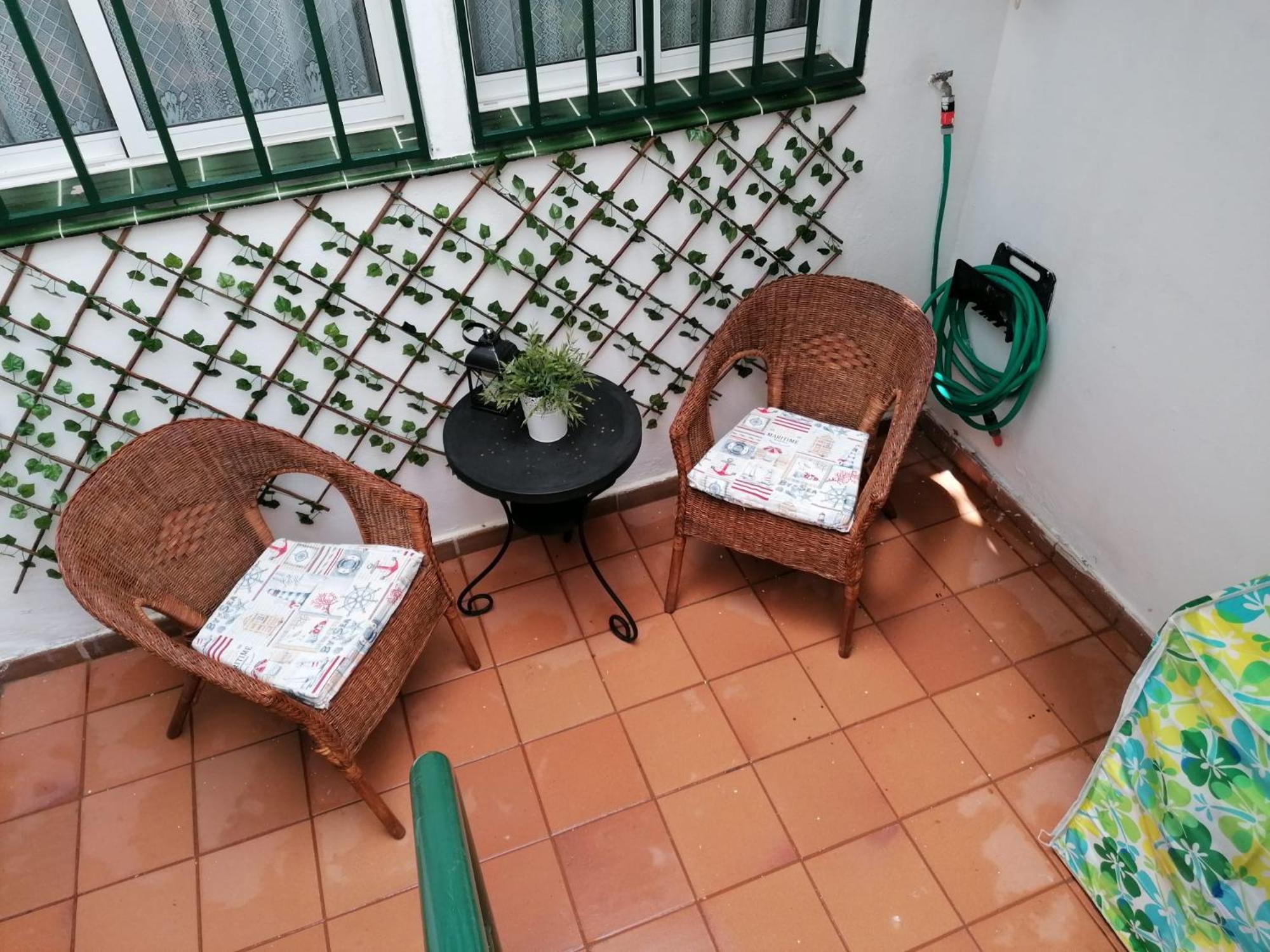 Habitacion Matrimonial En Un Bajo Bano Compartido Areas Compartidas Abades  Екстериор снимка