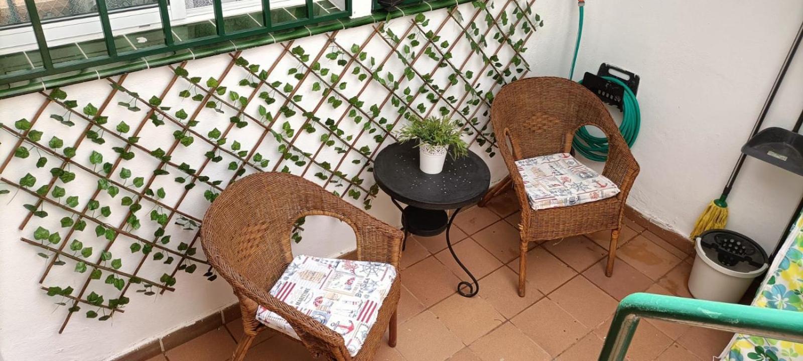 Habitacion Matrimonial En Un Bajo Bano Compartido Areas Compartidas Abades  Екстериор снимка